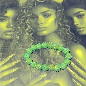 Elegant Lime Green sparkling Bracelet